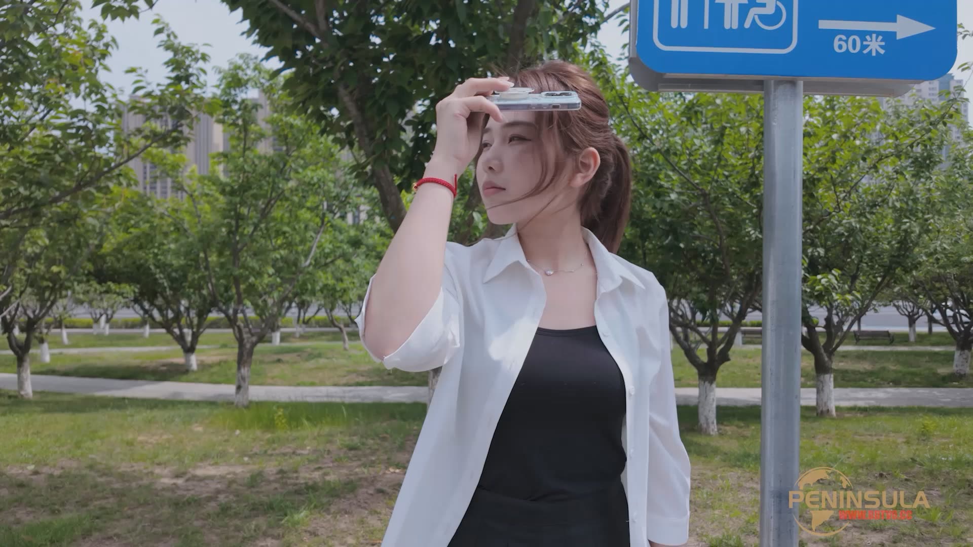 YT2833 ★疯狂的网约车/index.m3u8_20250609_003408.970.jpg