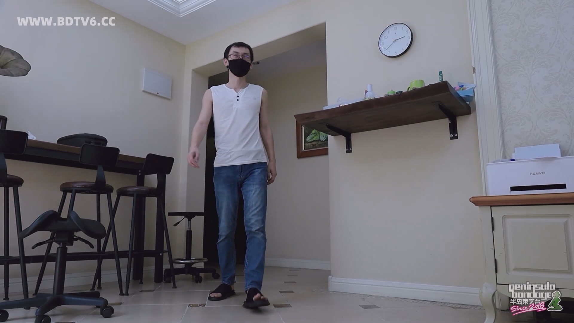 YT2843 上门执行/index.m3u8_20250618_043354.170.jpg