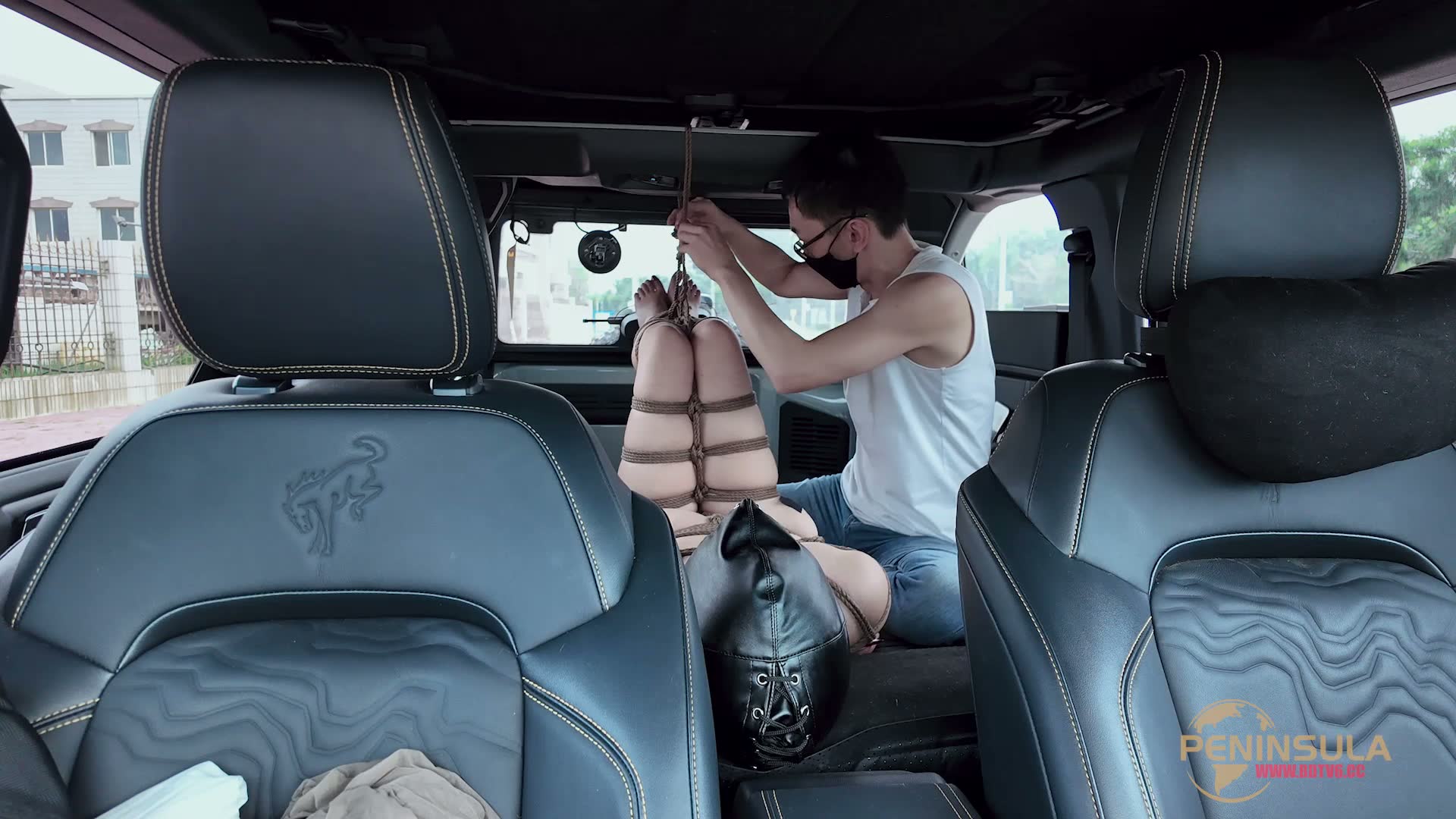 YT2859 床车的正确睡姿/index.m3u8_20250629_035743.728.jpg