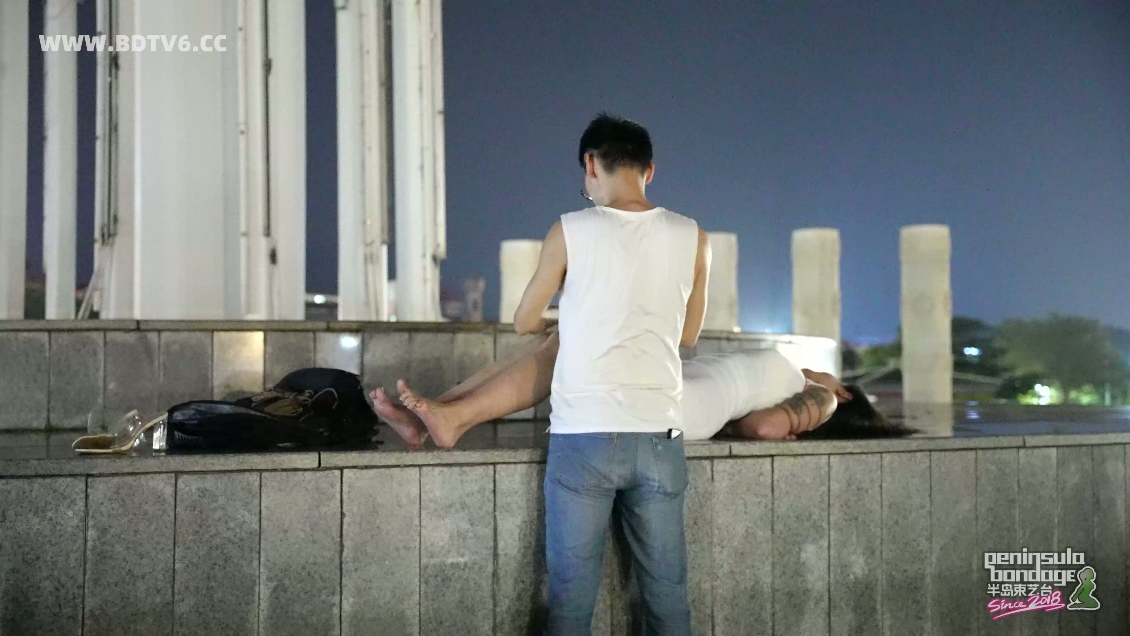 YT2918 不穿内裤的夜行者/index.m3u8_20250820_040013.387.jpg