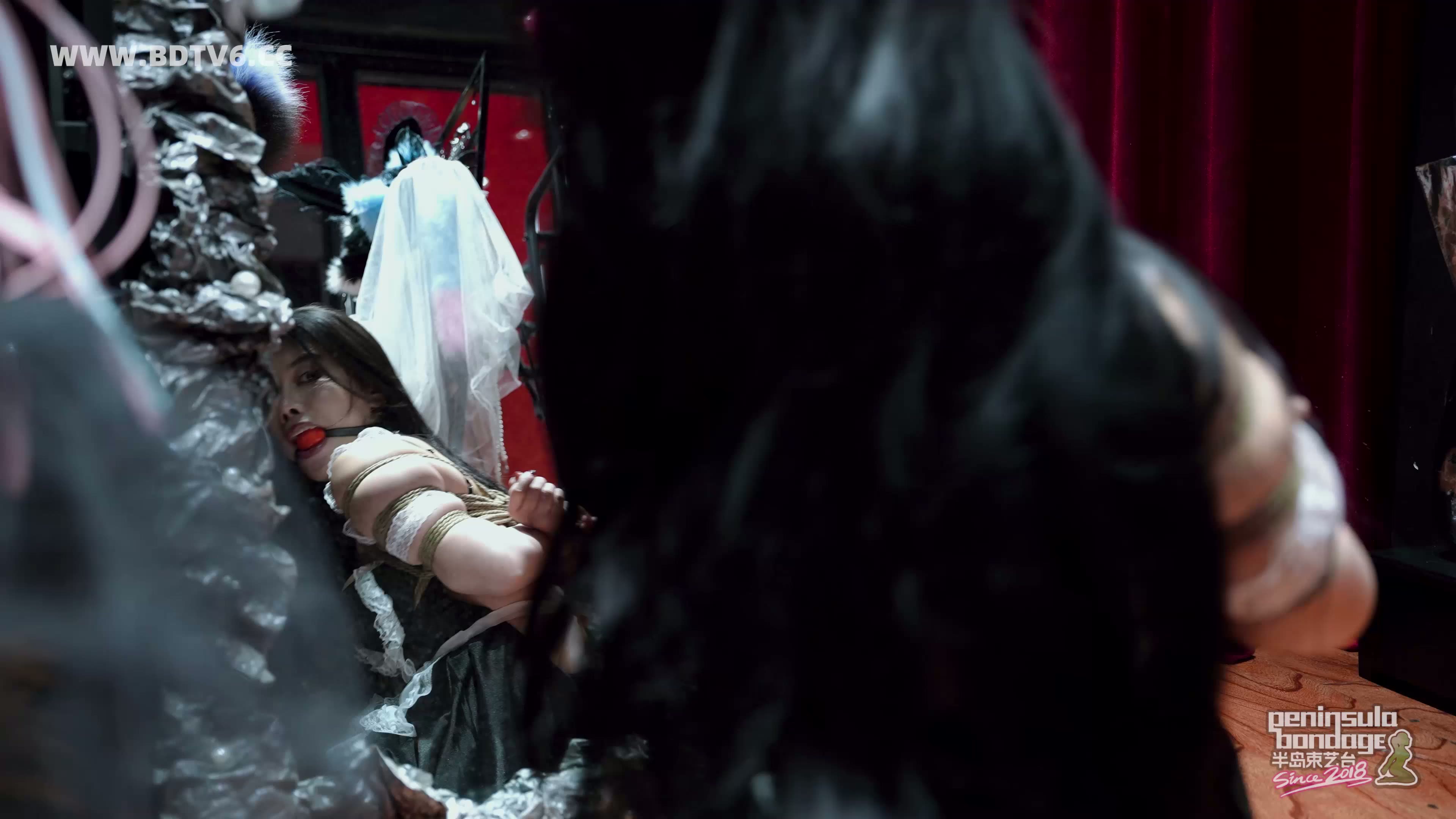 YT2923 霓虹深渊/index.m3u8_20250825_065843.177.jpg