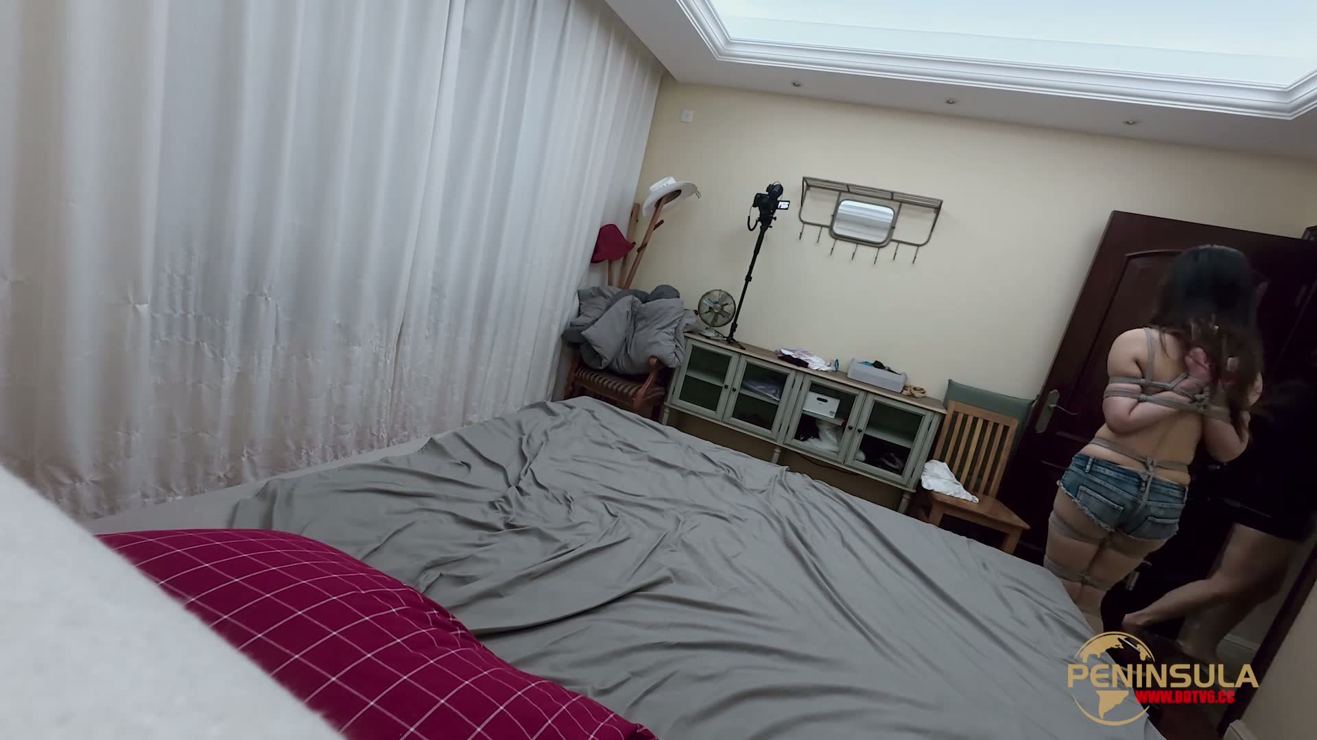 YT2932 被子惊魂/index.m3u8_20250903_035724.030.jpg