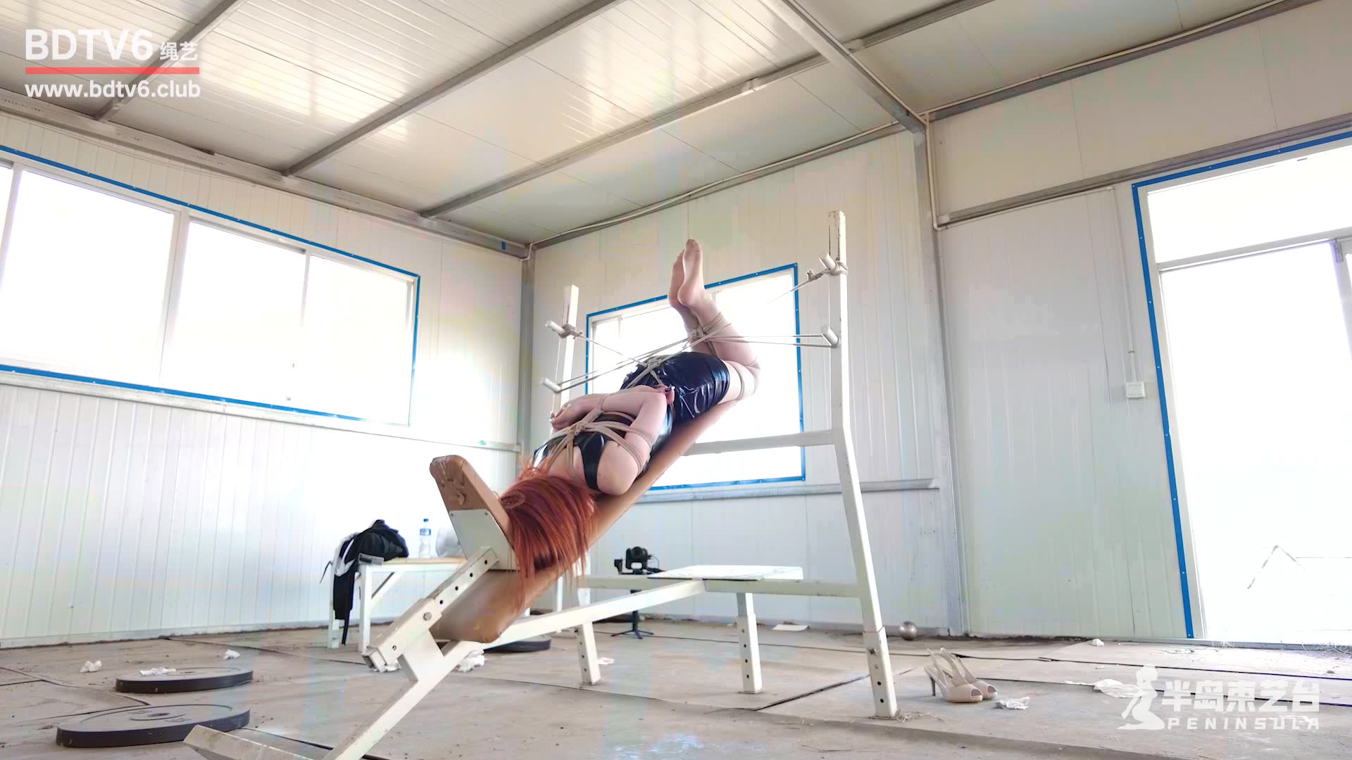 YT1046 台里穷得又去废弃健身房了/index.m3u8_20210504_002044.756.jpg