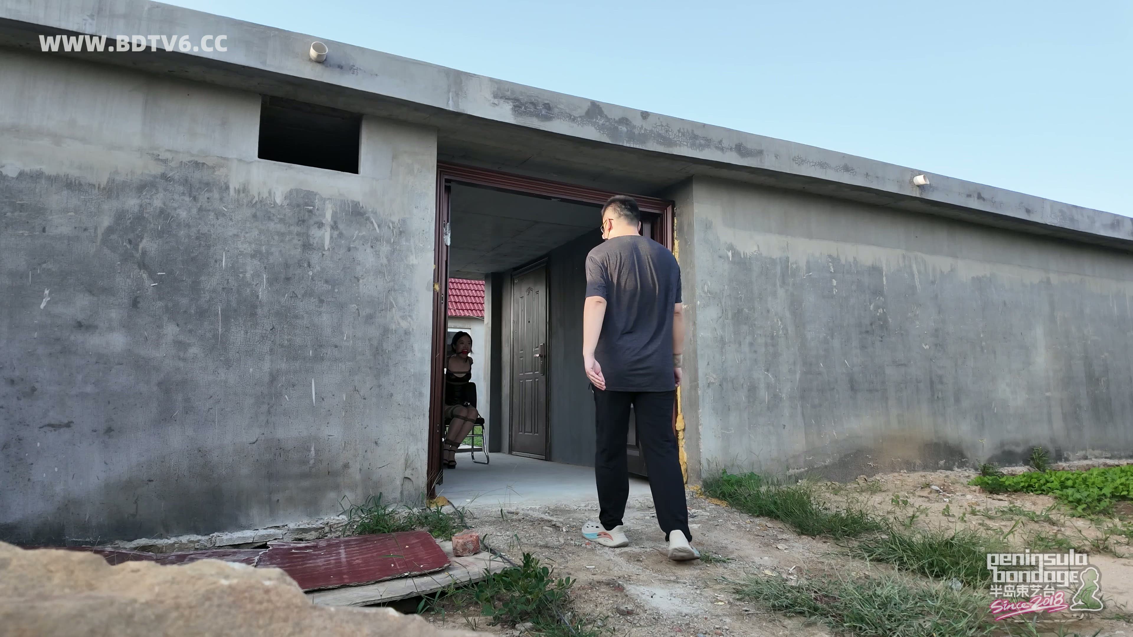 YT2945 村里有个姑娘叫海语/index.m3u8_20250915_041441.594.jpg