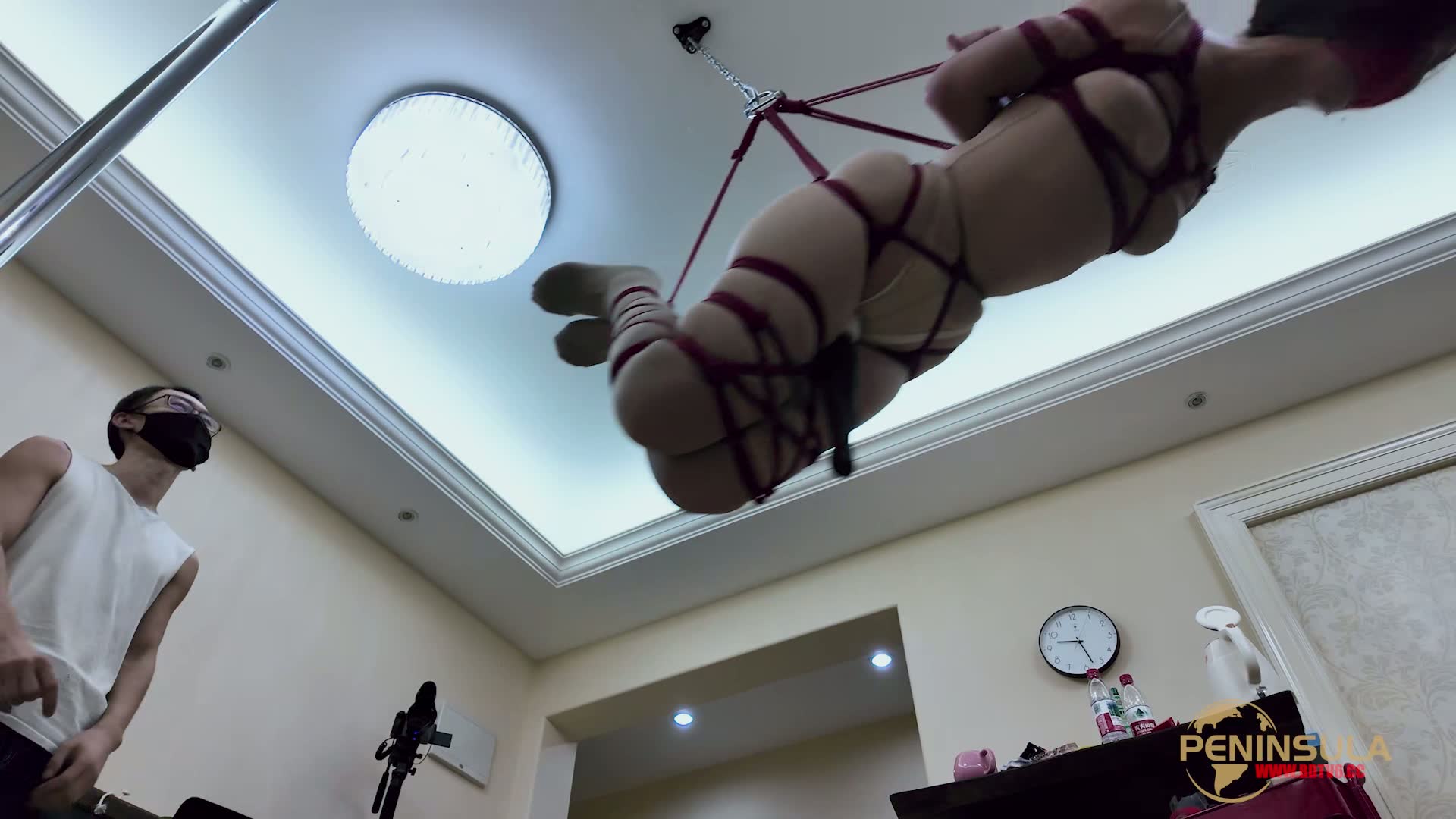 YT2951 桃子老师就是用来折腾的/index.m3u8_20250922_013602.193.jpg