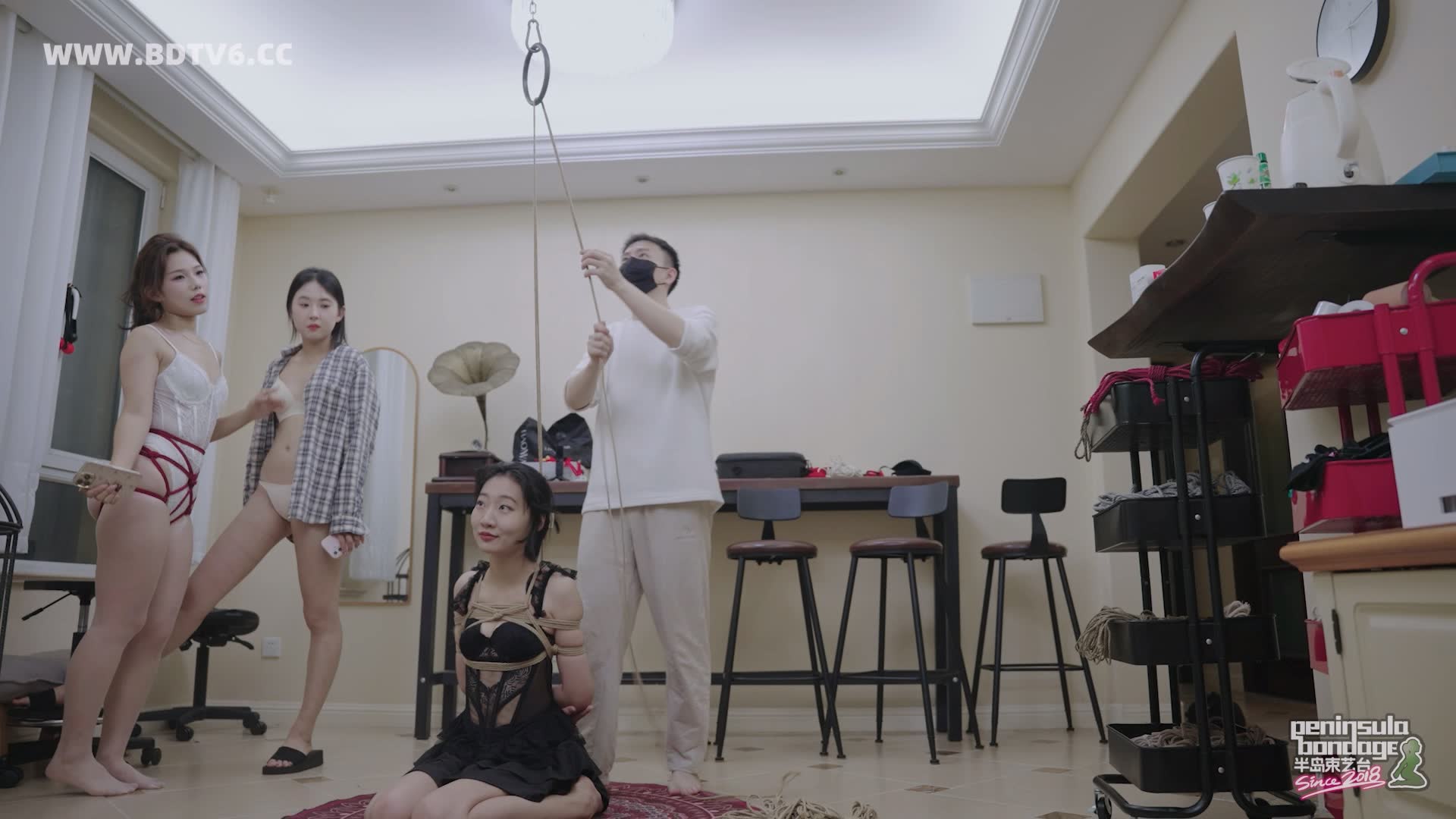 YT2970 有一种柔韧性叫别人的柔韧性/index.m3u8_20251004_234556.779.jpg