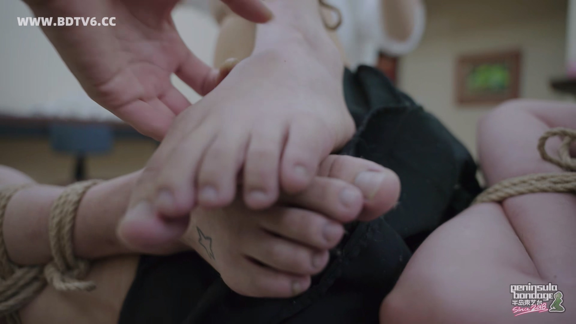 YT2970 有一种柔韧性叫别人的柔韧性/index.m3u8_20251004_234636.950.jpg