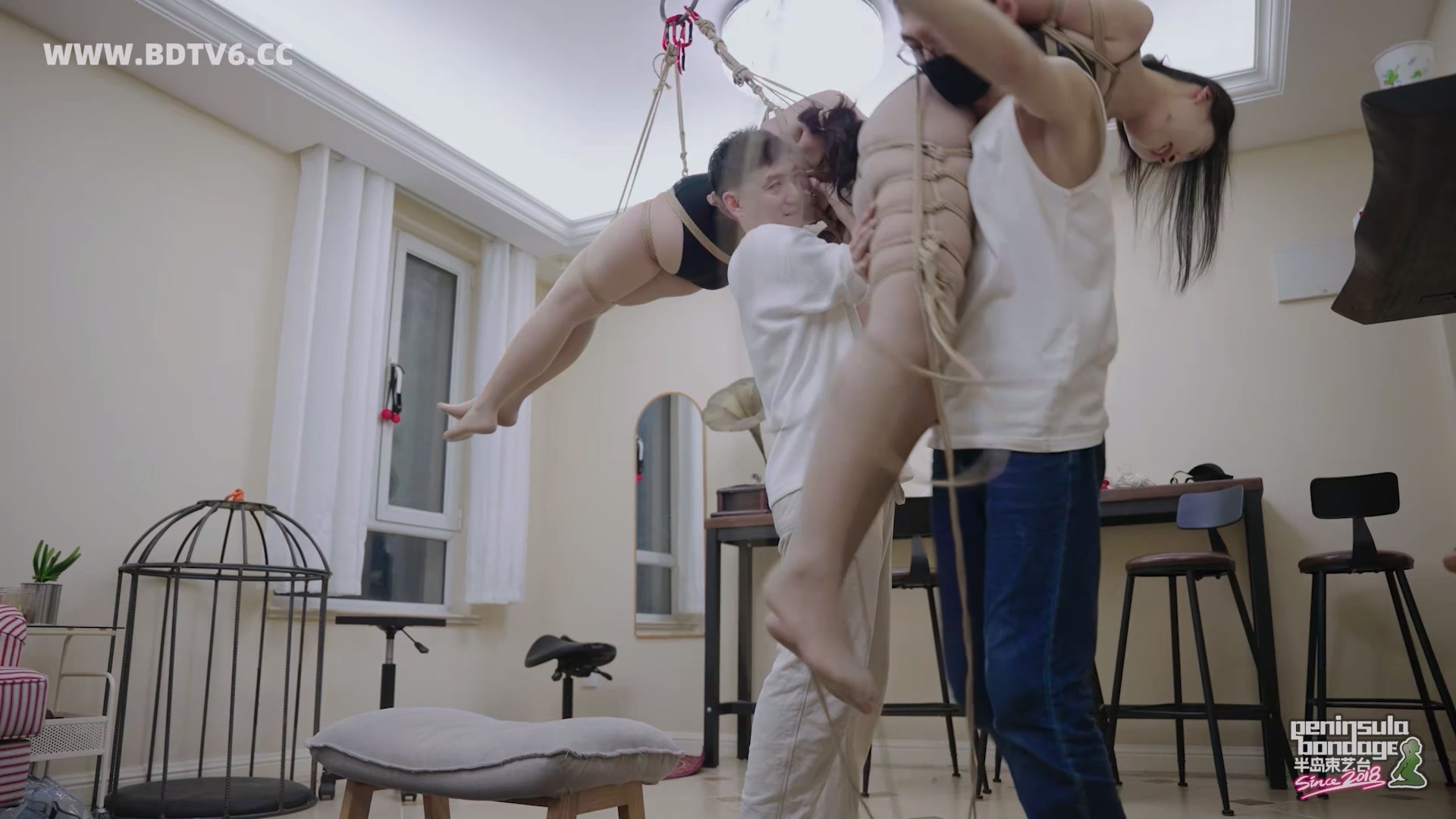 YT2969 三体吊/index.m3u8_20251009_005028.159.jpg