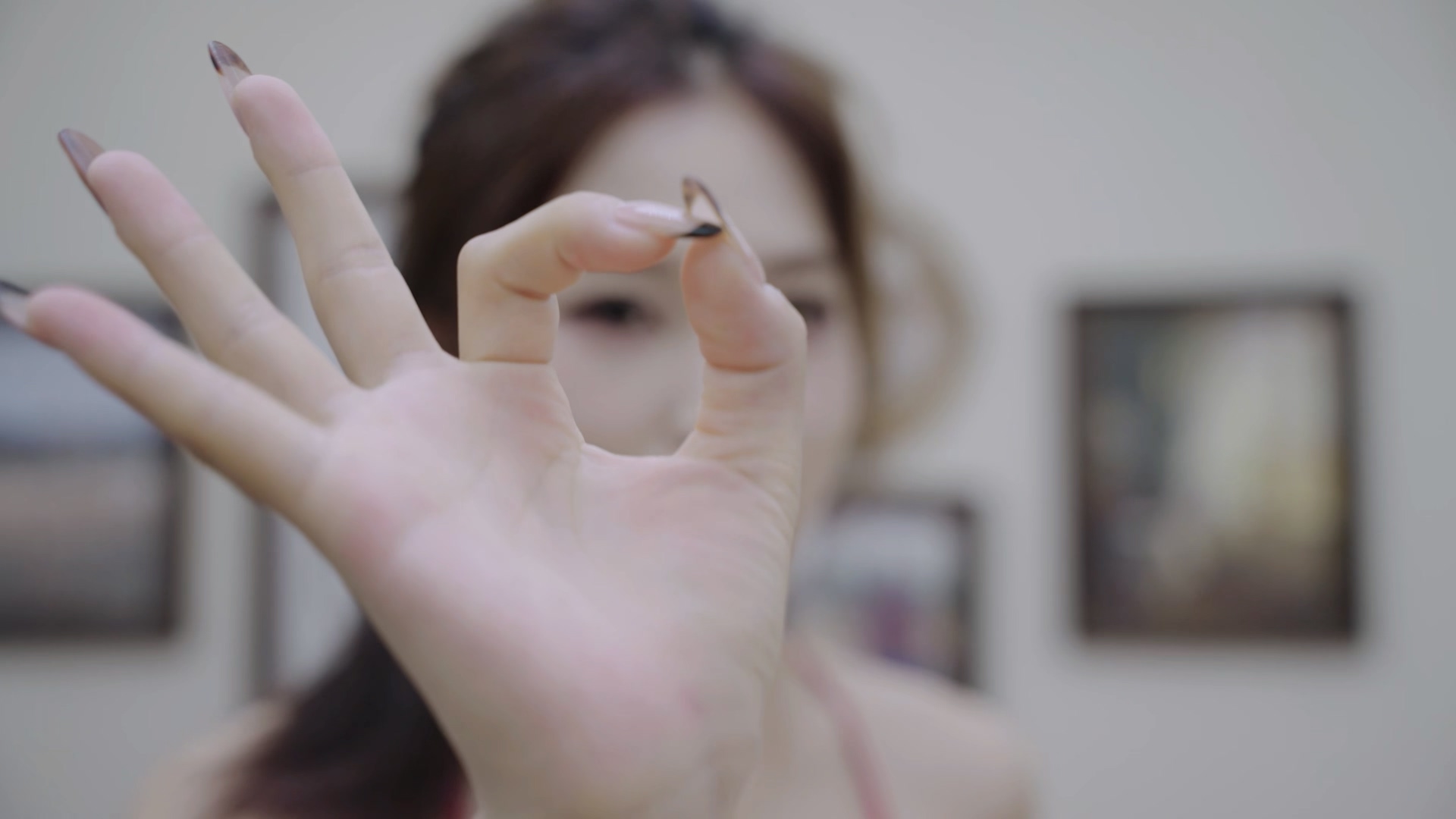 YT2972 我的椰子呢/index.m3u8_20251007_025005.192.jpg