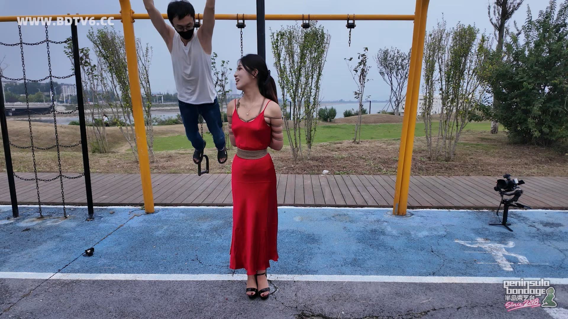 YT2962 海边公园一抹红/index.m3u8_20250929_230002.412.jpg