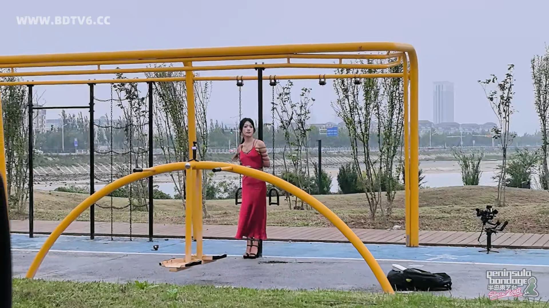 YT2962 海边公园一抹红/index.m3u8_20250929_230015.852.jpg