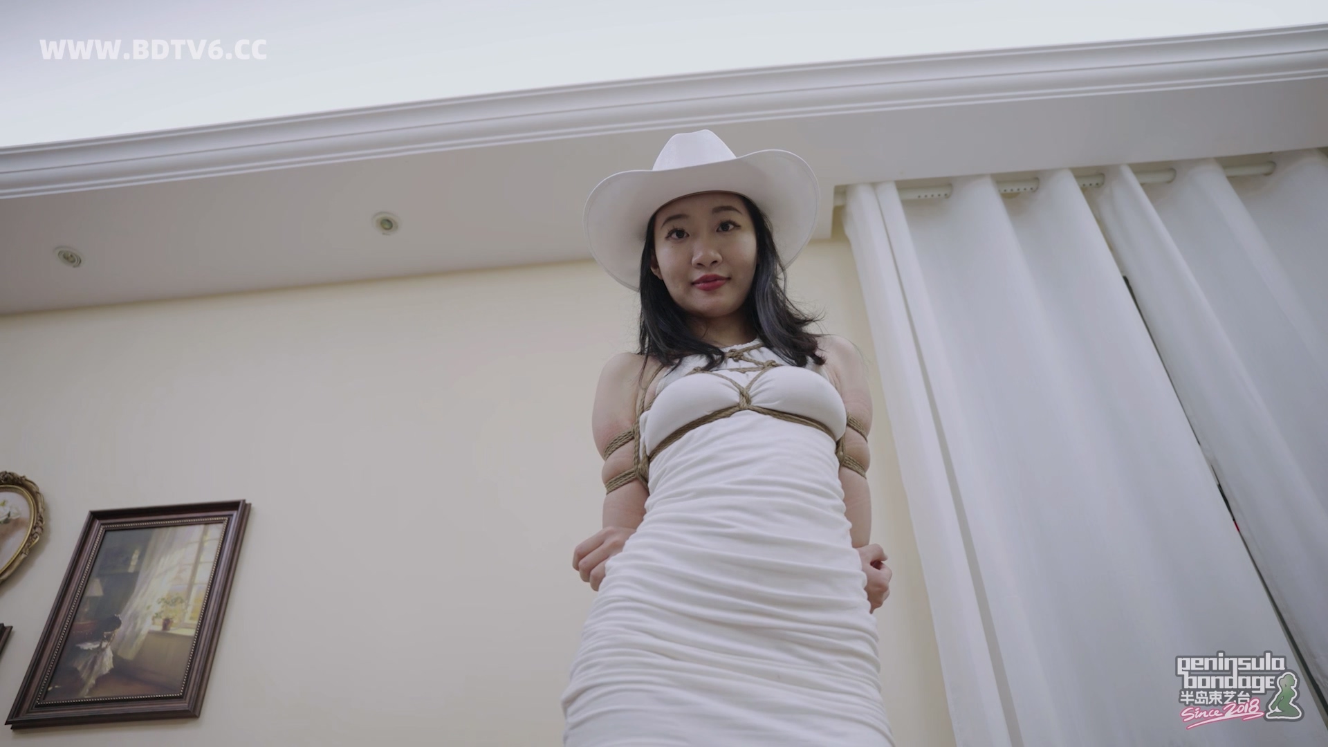 YT2974 舞蹈专业研究生椰子同学/index.m3u8_20251007_035023.409.jpg