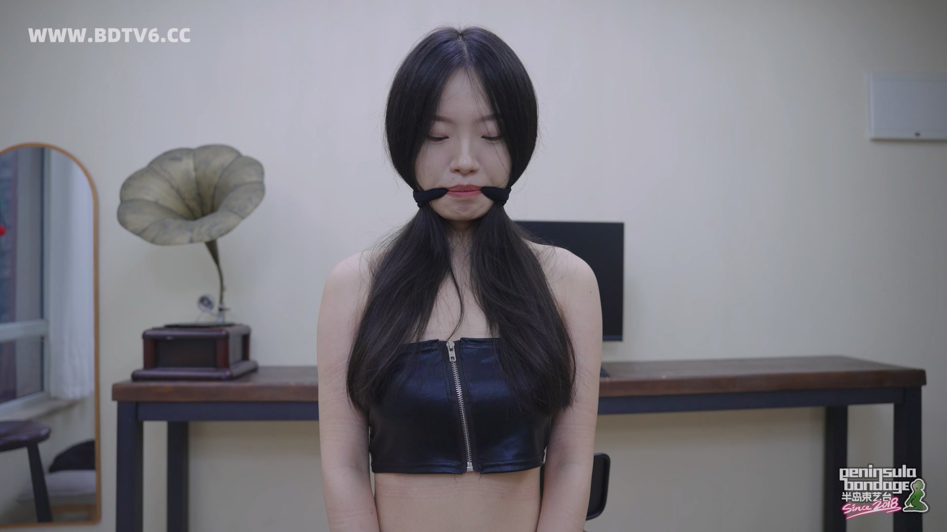 YT2982 加利福尼亚州定拍:00后被整顿职场 上/index.m3u8_20251018_025247.590.jpg