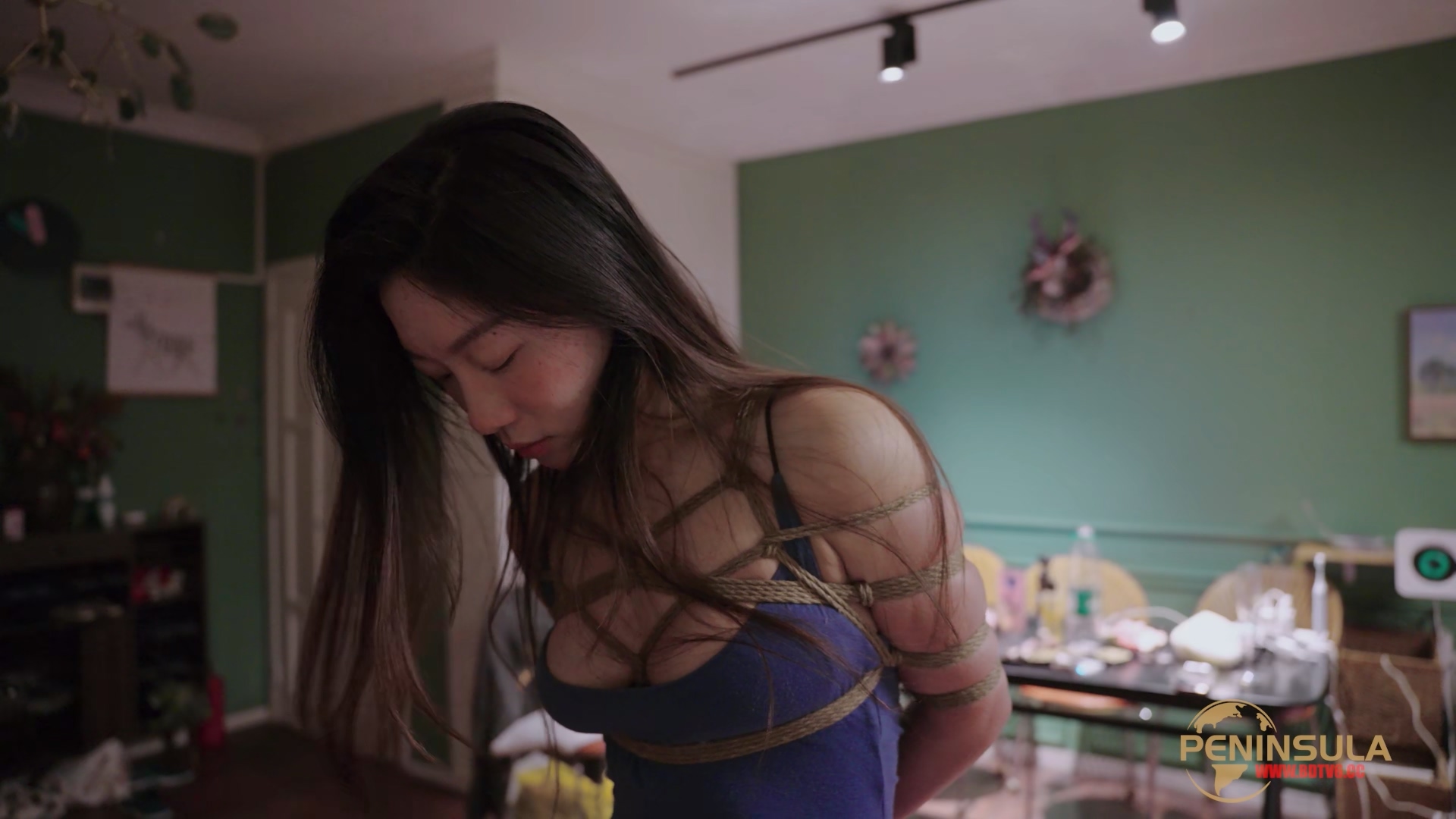 YT3018 开局一头鲸/index.m3u8_20251121_035351.047.jpg