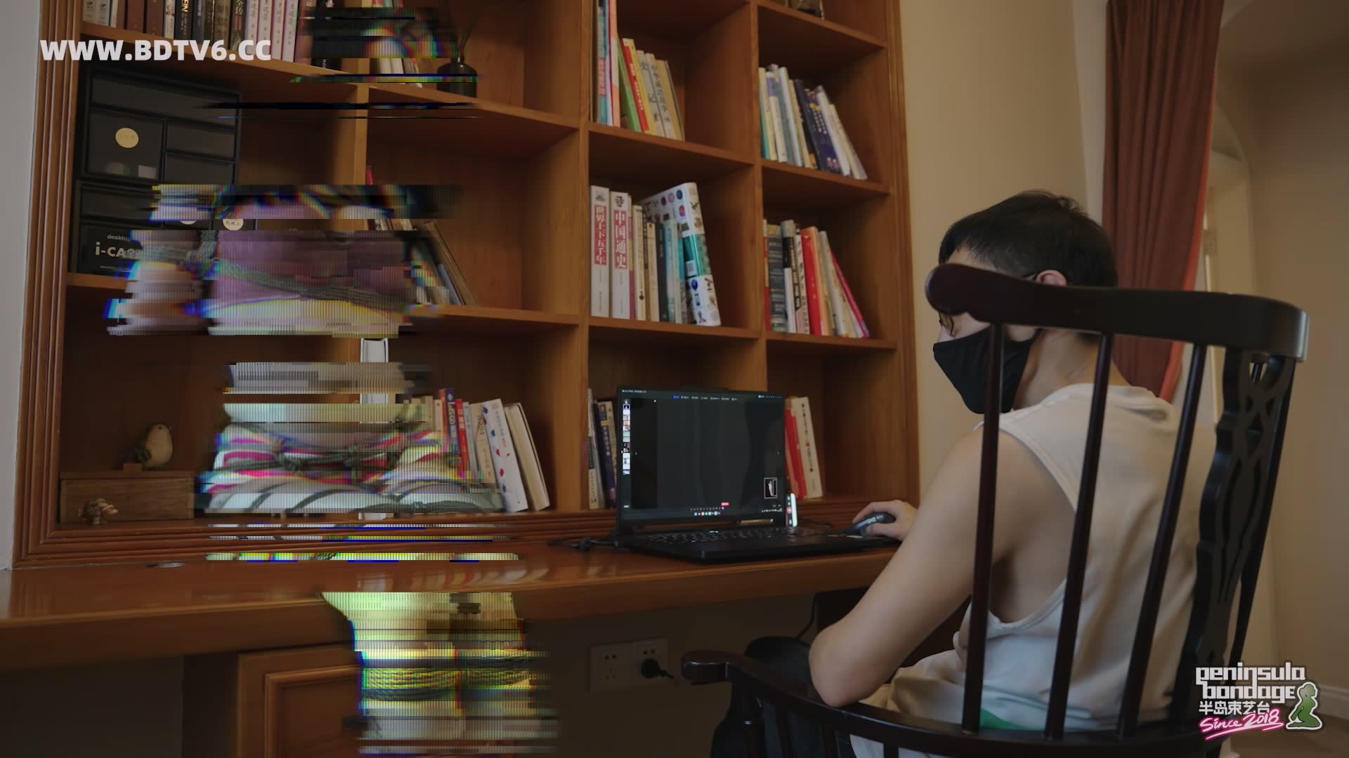 YT3019 硬盘里的女友/index.m3u8_20251123_234103.087.jpg