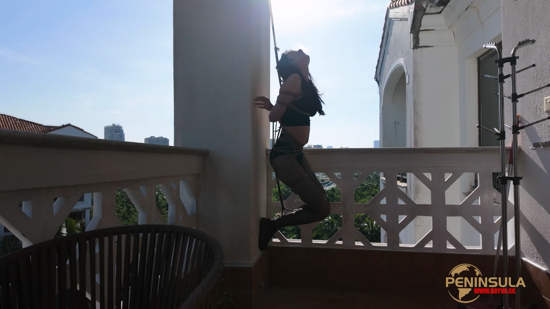 YT3021 有钱人家晒的腊肉/index.m3u8_20251201_012903.577.jpg