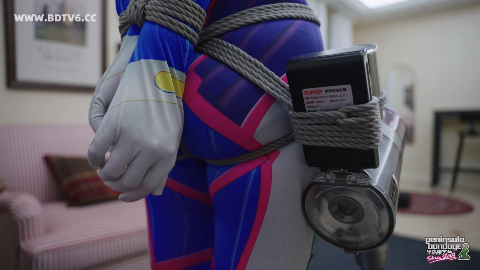 YT3046 多功能AI机器人管家/index.m3u8_20251222_005300.892.jpg