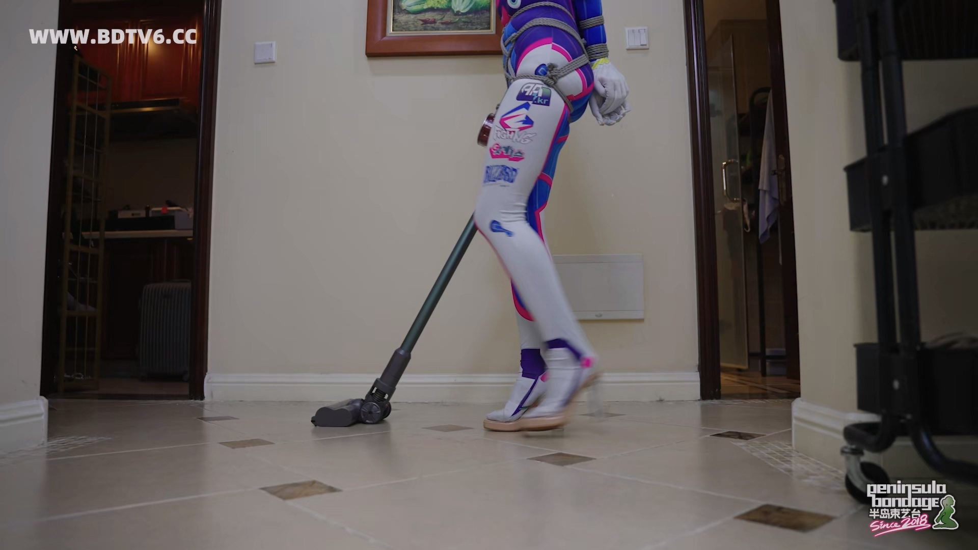 YT3046 多功能AI机器人管家/index.m3u8_20251222_005336.773.jpg