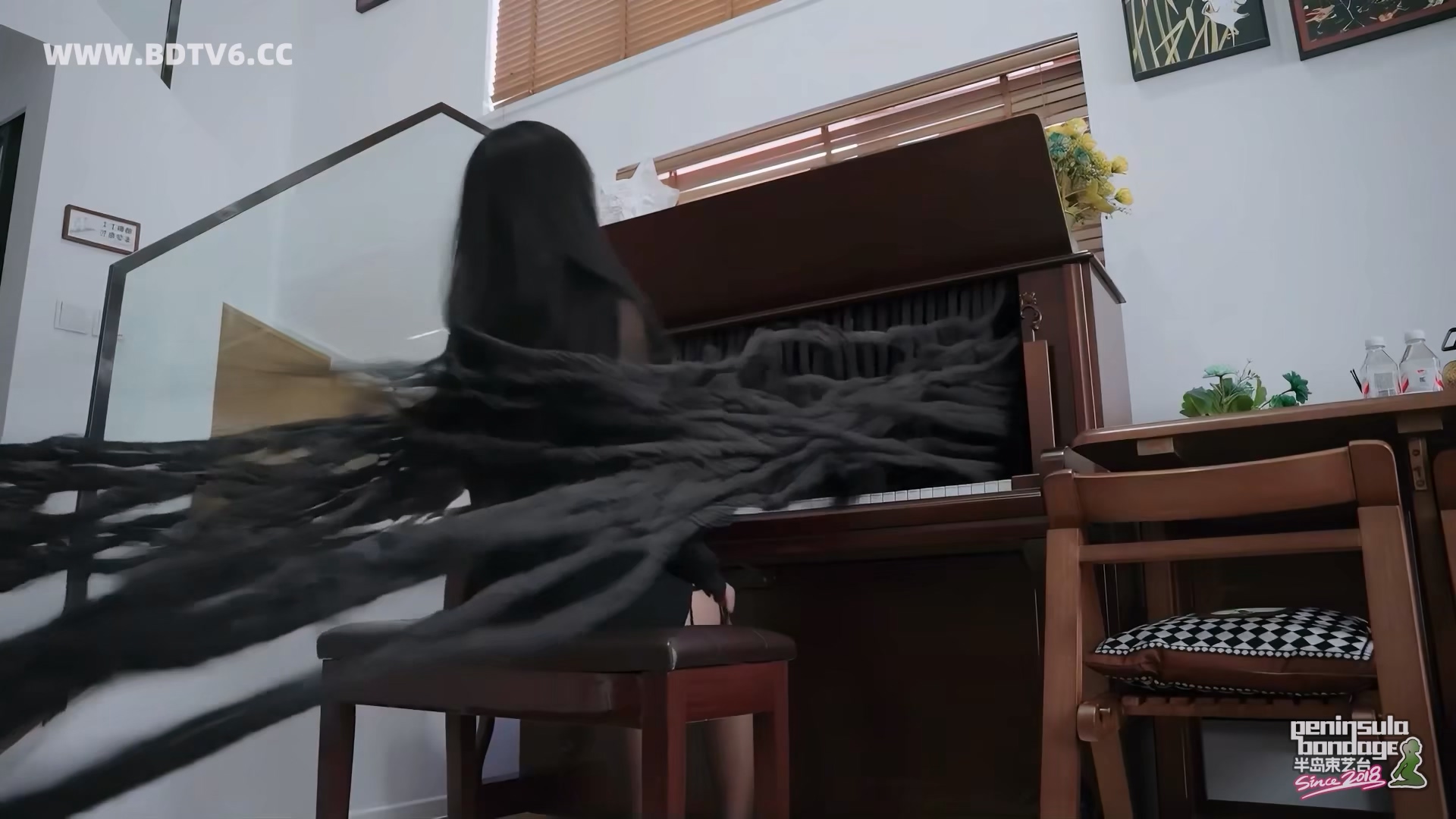 YT3103 马年贺岁片:射手座传说/index.m3u8_20260212_044838.076.jpg