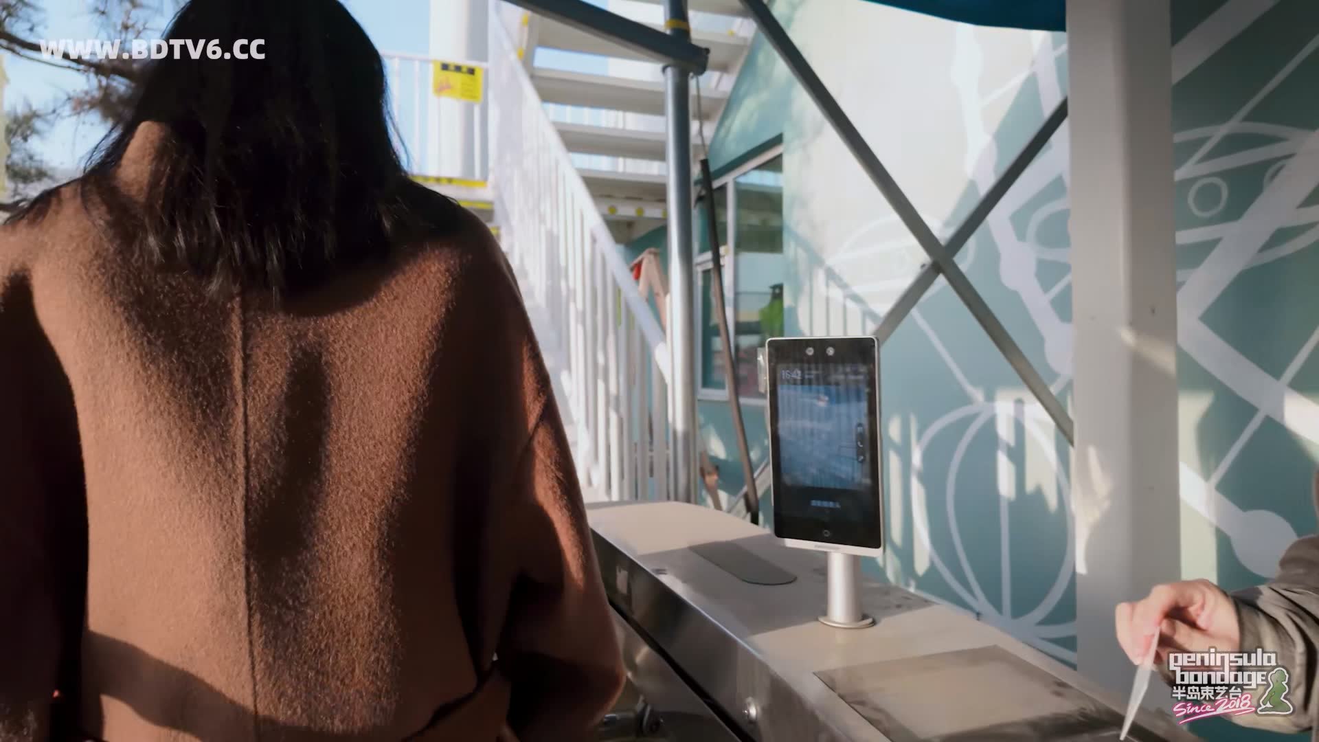 YT3104 摩天轮上的小白袜/index.m3u8_20260218_025323.811.jpg