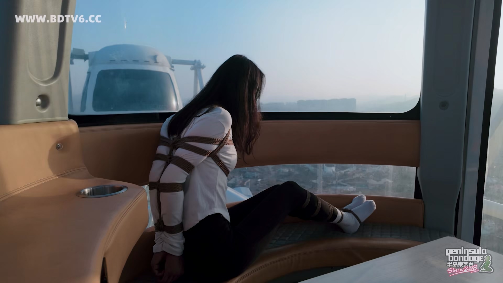 YT3104 摩天轮上的小白袜/index.m3u8_20260218_025425.011.jpg