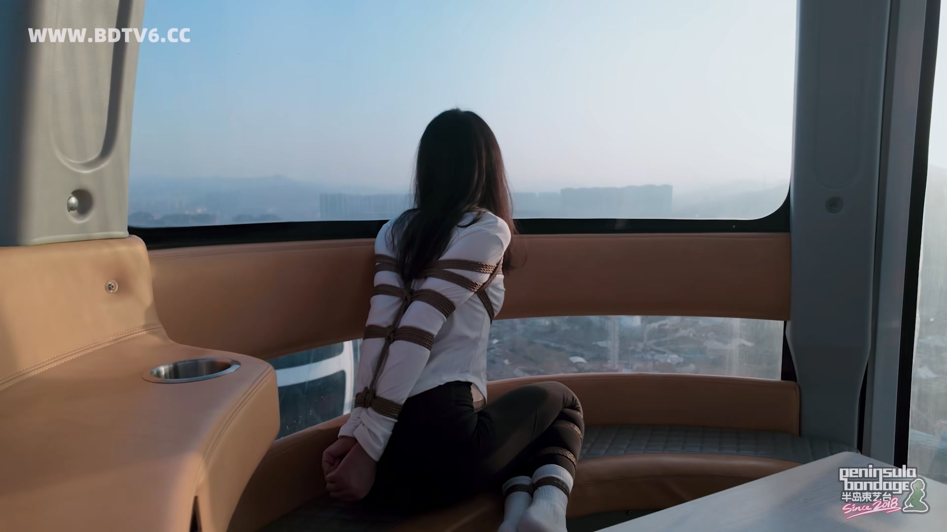 YT3104 摩天轮上的小白袜/index.m3u8_20260218_025426.851.jpg