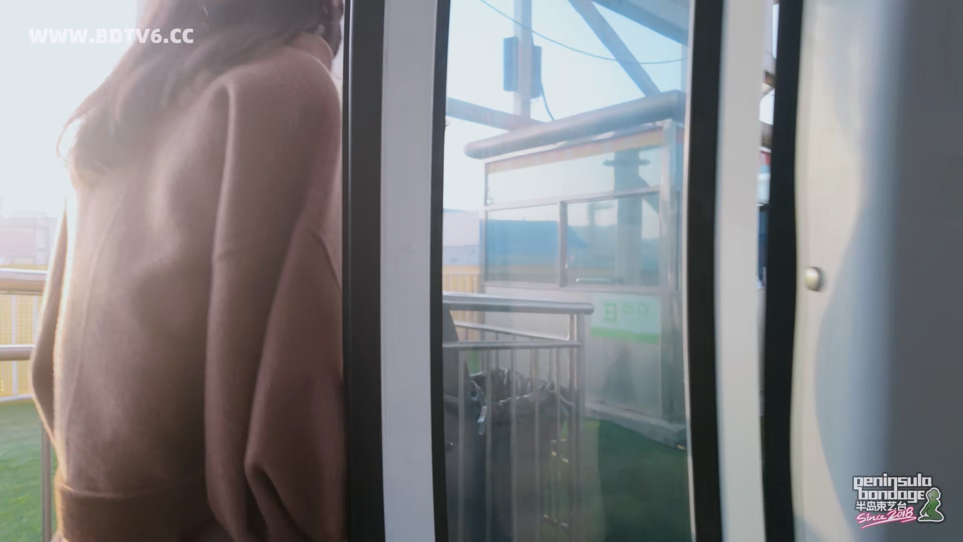 YT3104 摩天轮上的小白袜/index.m3u8_20260218_025450.703.jpg