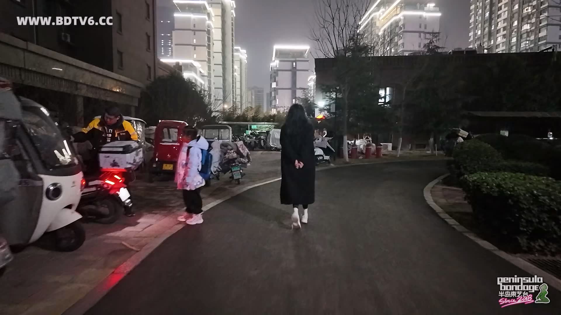 YT3113 最适合隐藏外出的两种绑法和外套 下/index.m3u8_20260302_214911.236.jpg