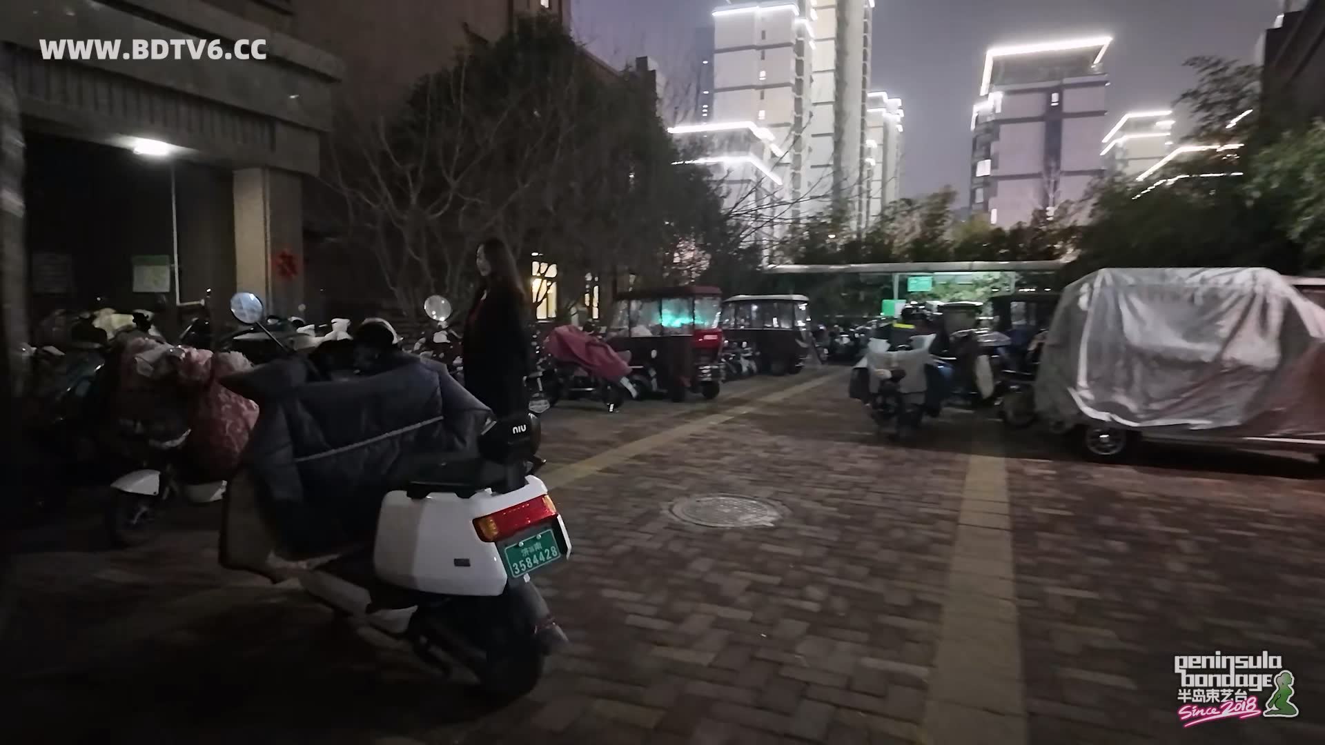 YT3113 最适合隐藏外出的两种绑法和外套 下/index.m3u8_20260302_214919.816.jpg