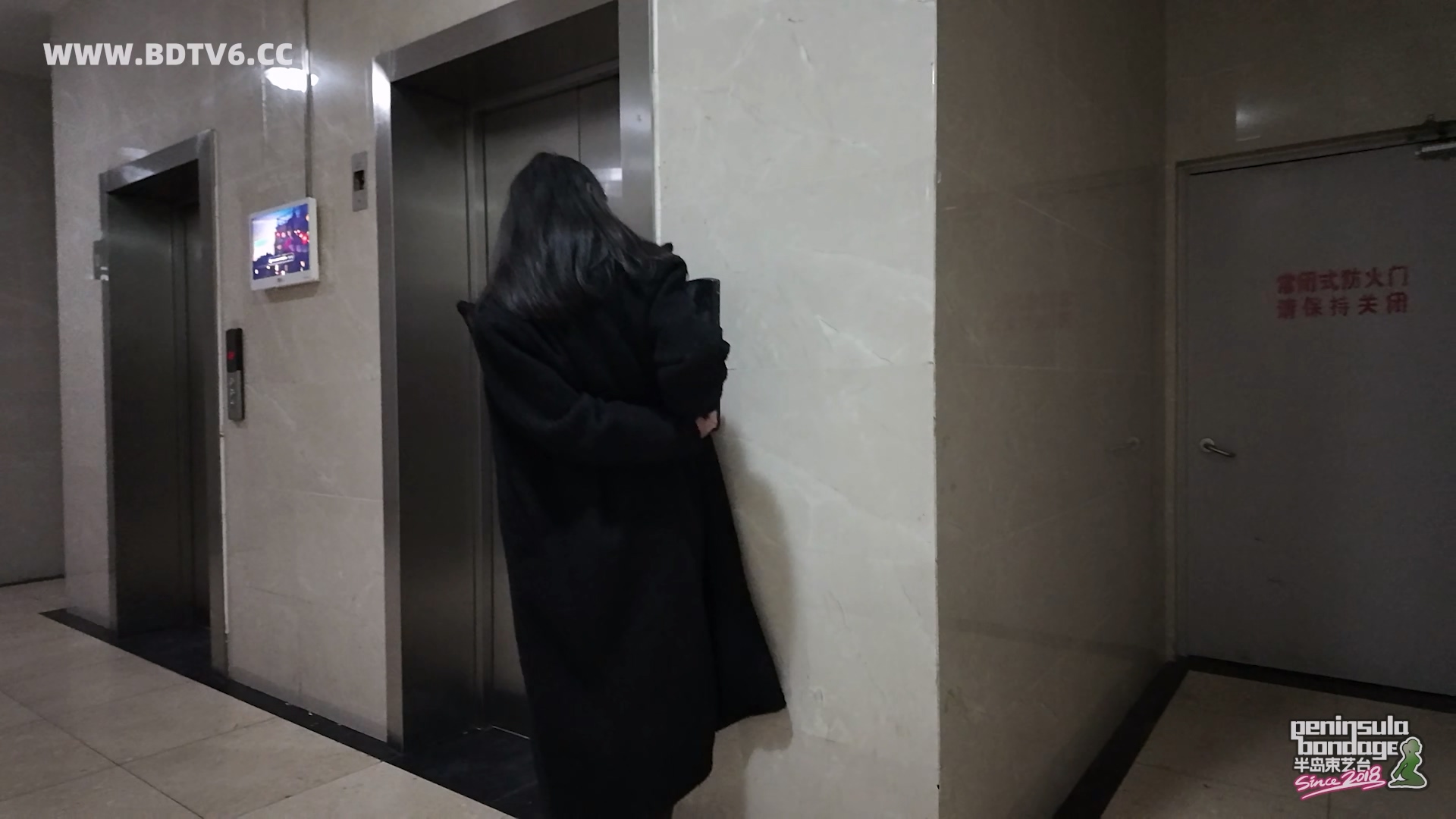 YT3113 最适合隐藏外出的两种绑法和外套 下/index.m3u8_20260302_214927.496.jpg