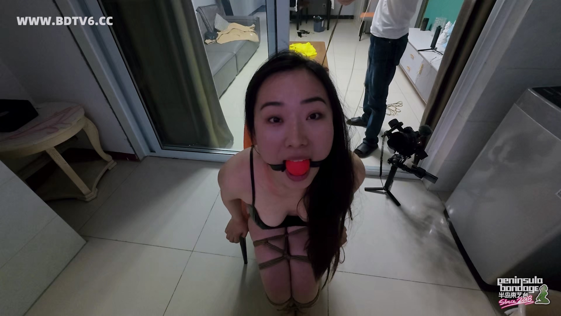 YT3108 对面的邻居看过来/index.m3u8_20260302_150204.135.jpg