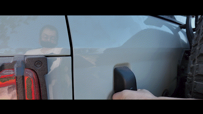 YT2823.gif YT2823.gif