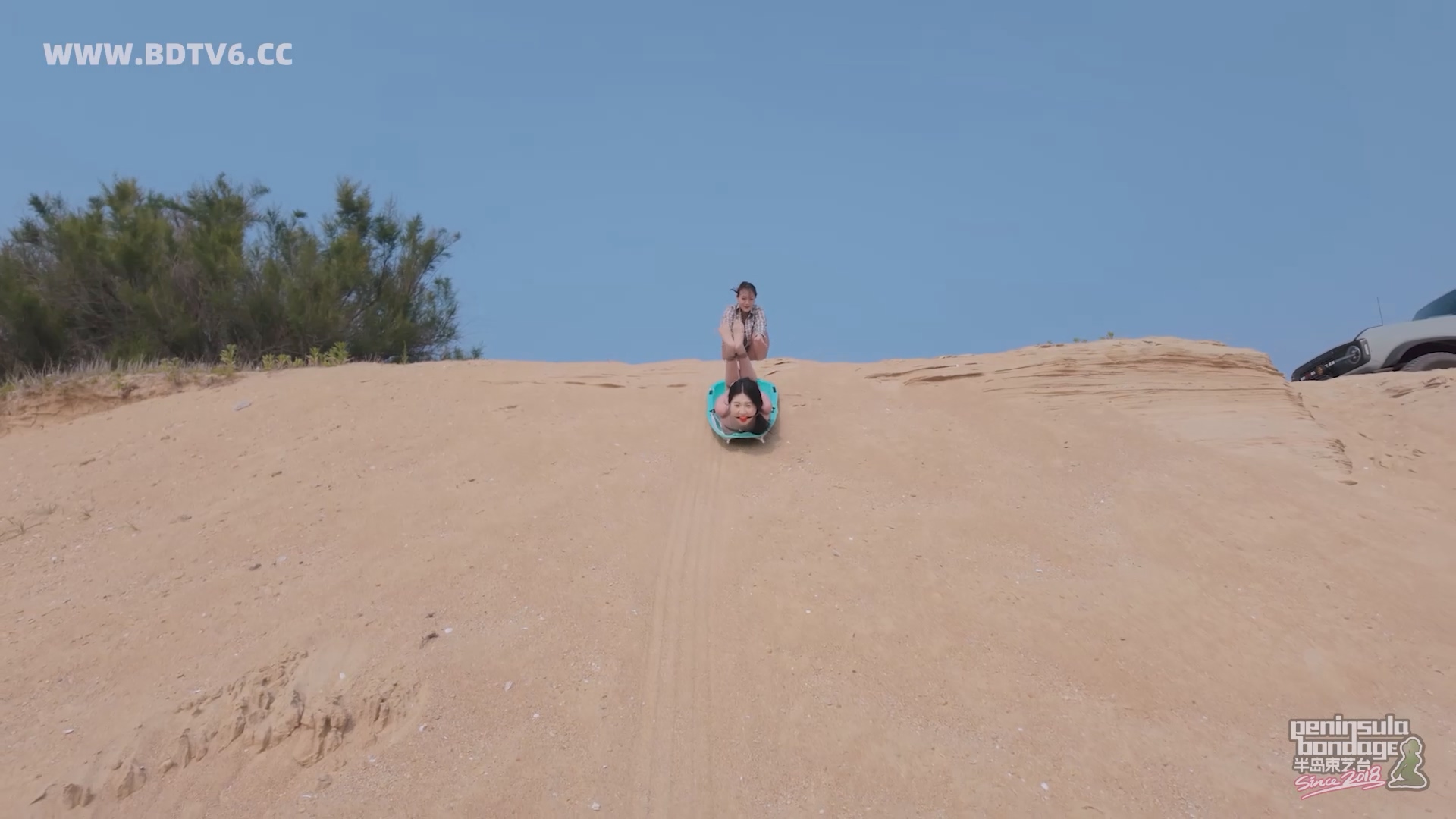 YT2829 ★俯冲的驷马.mp4_20250531_221119.870.jpg