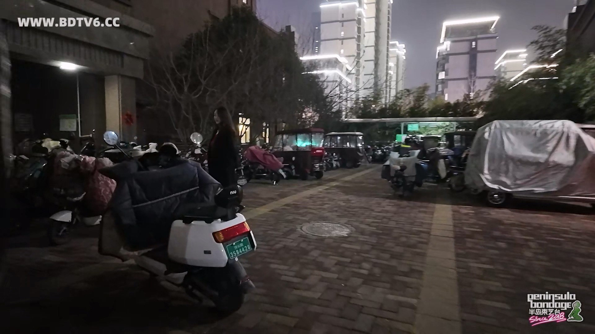 YT3113 最适合隐藏外出的两种绑法和外套 下/index.m3u8_20260302_214919.816.jpg