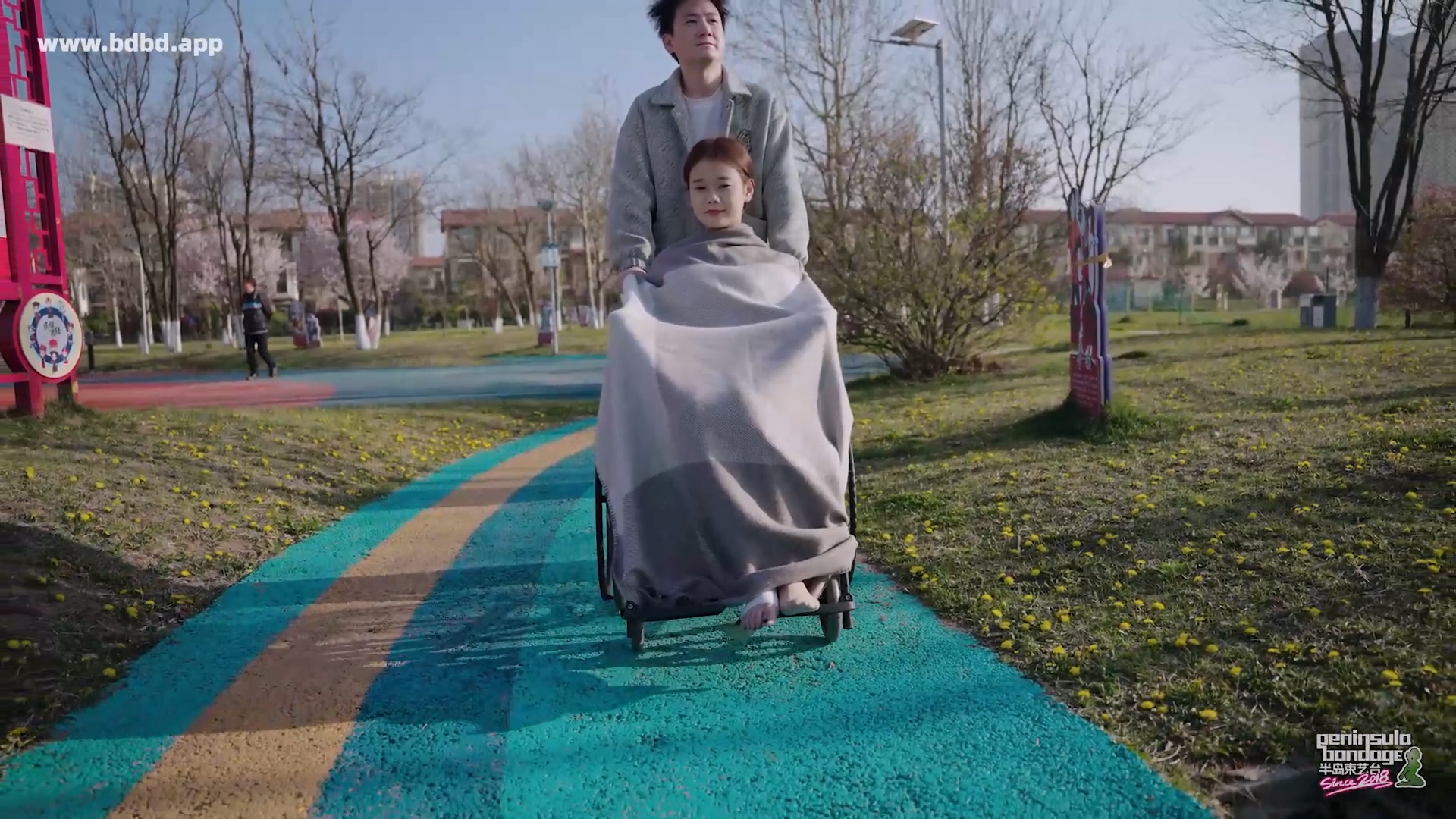 YT3153 爱的轮椅.mp4_20260413_022830.715.jpg