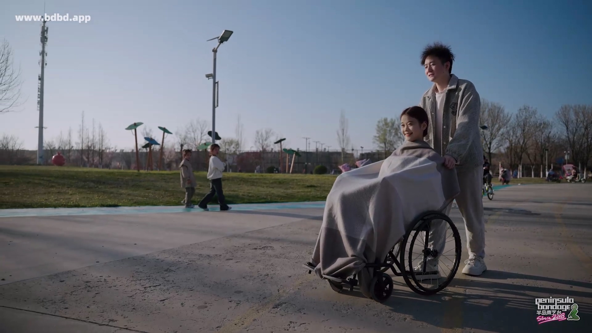 YT3153 爱的轮椅.mp4_20260413_022901.675.jpg