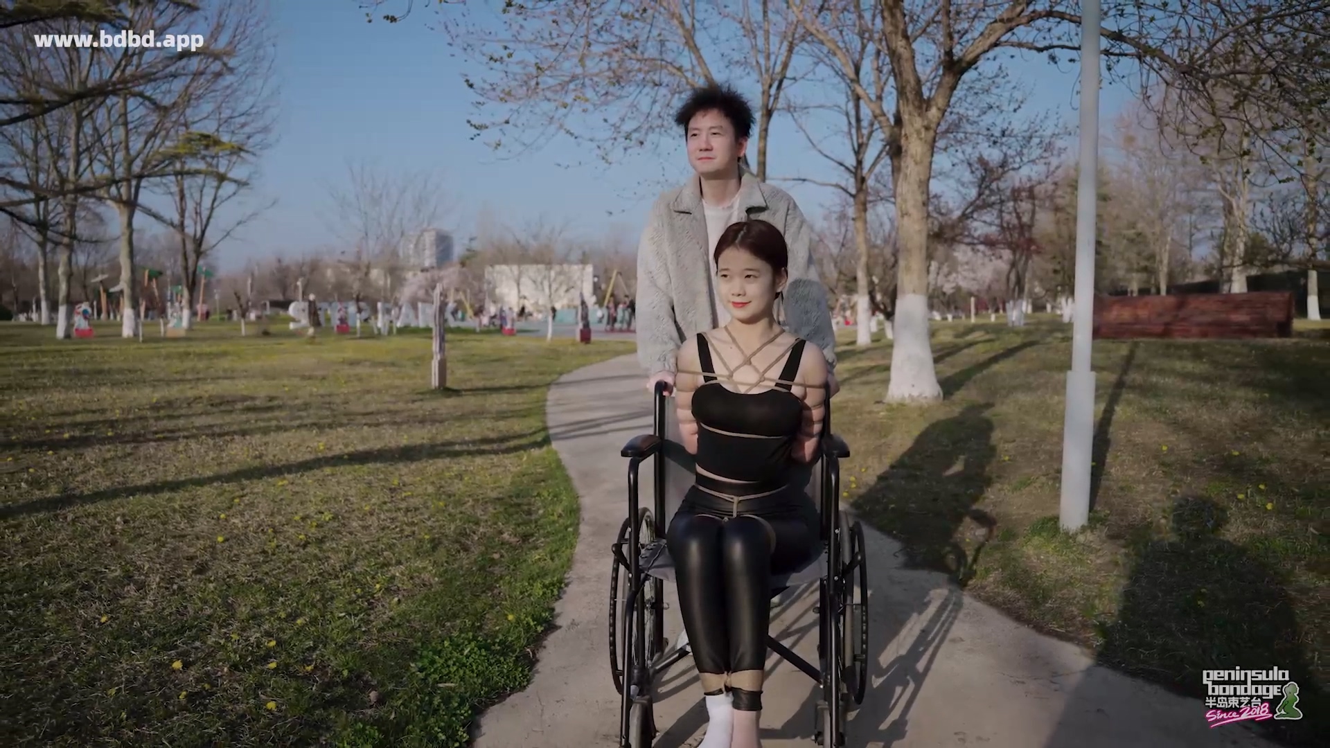 YT3153 爱的轮椅.mp4_20260413_022906.745.jpg