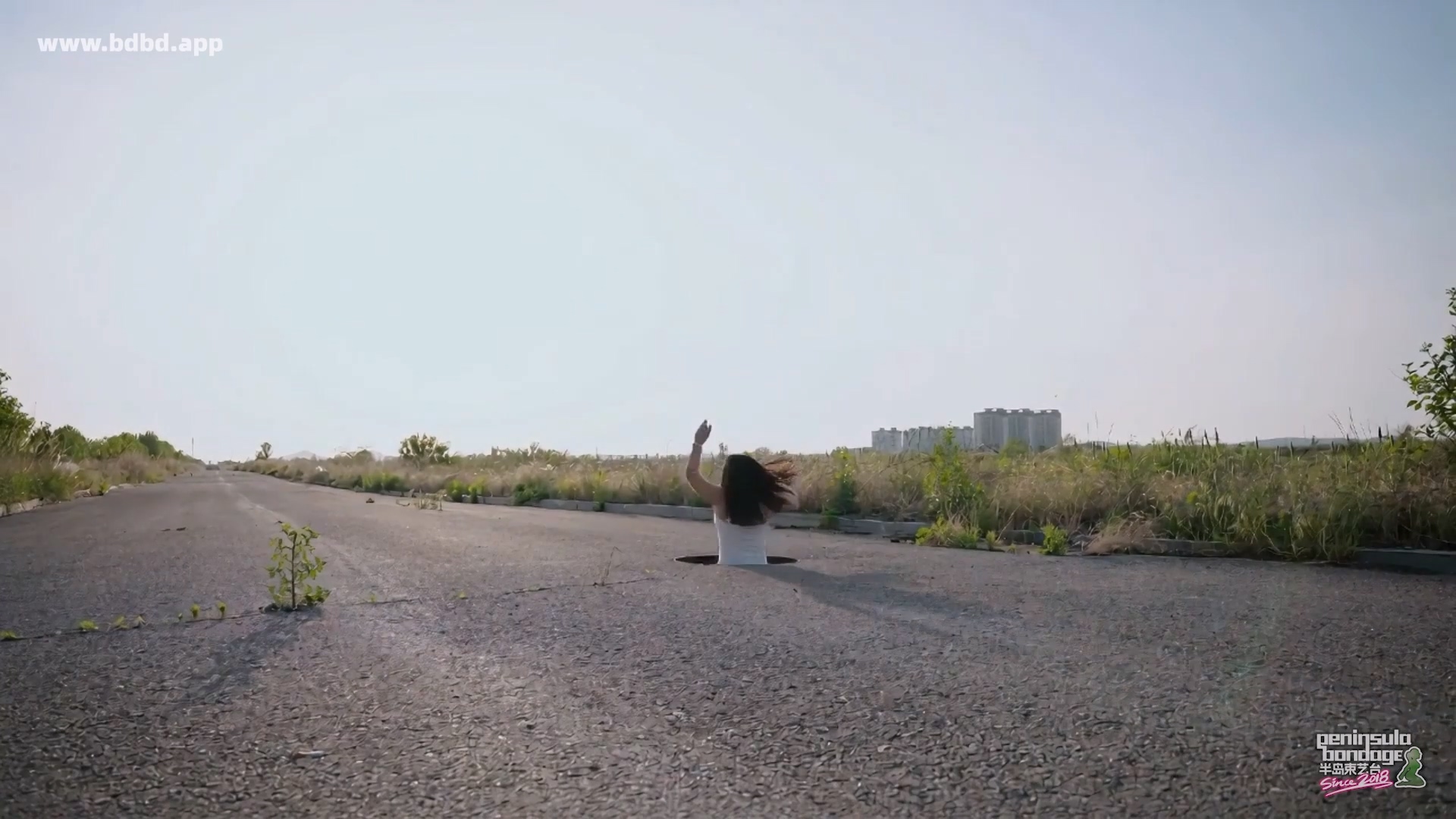YT3200 谁把井盖偷了