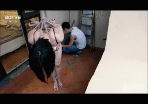 YT655 与众不同的伊莱娜喜欢一个人绑着独处