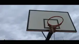 YT1202 没有篮球的篮球场